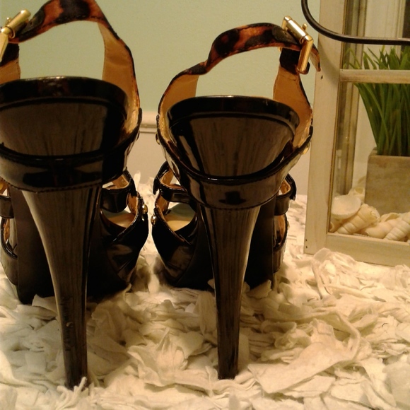 Clearance 🔴 Guess Heels Cheetah - Picture 5 of 5
